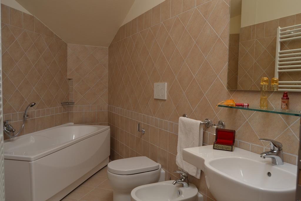 Residence Ducale Rimini Rum bild